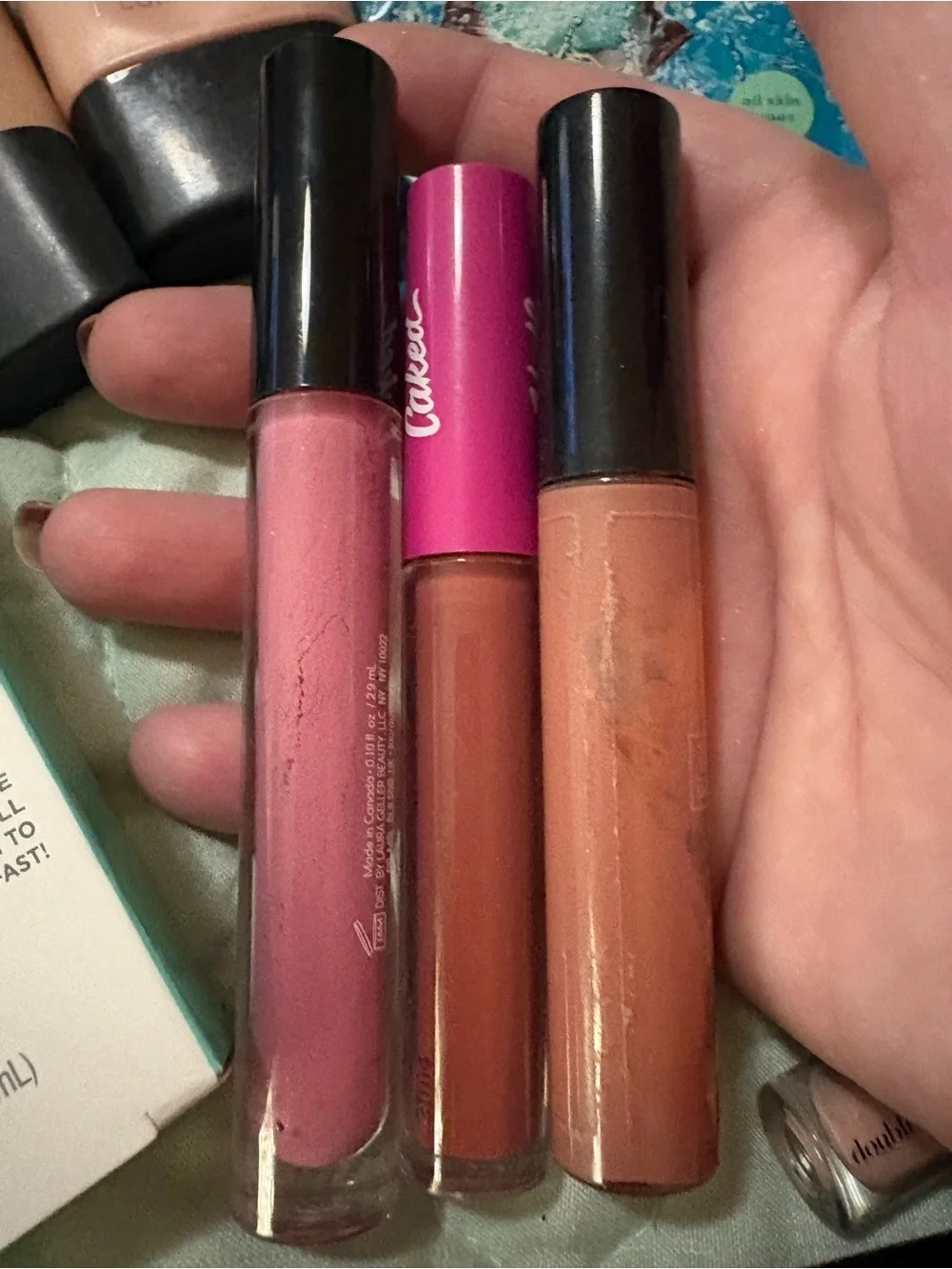 Women’s HUGE lot of makeup and accessories 27 pieces!!